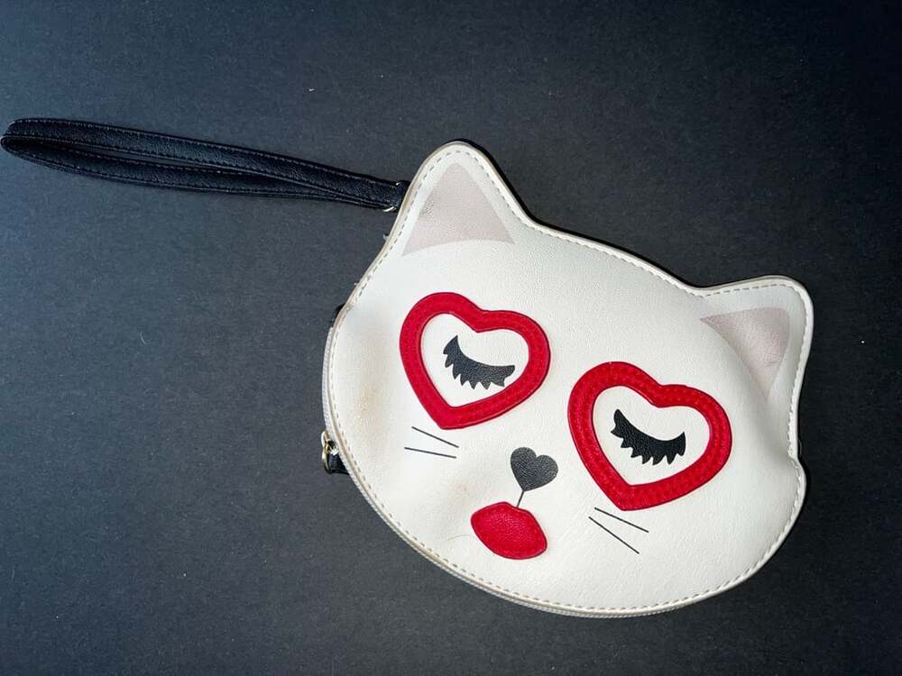 Luv Betsey Cat Wristlet
